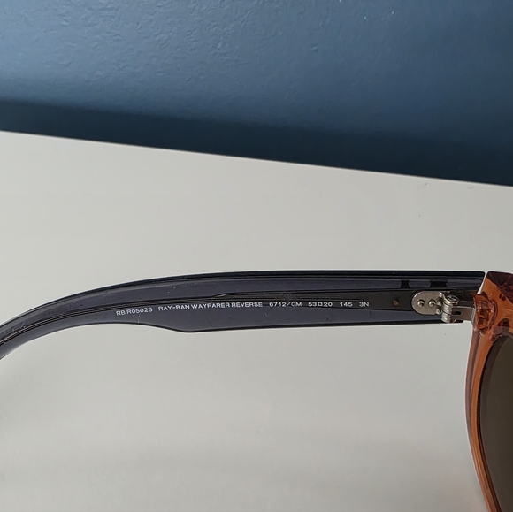 Ray Ban Wayfarer Reverse - Picture 7 of 9